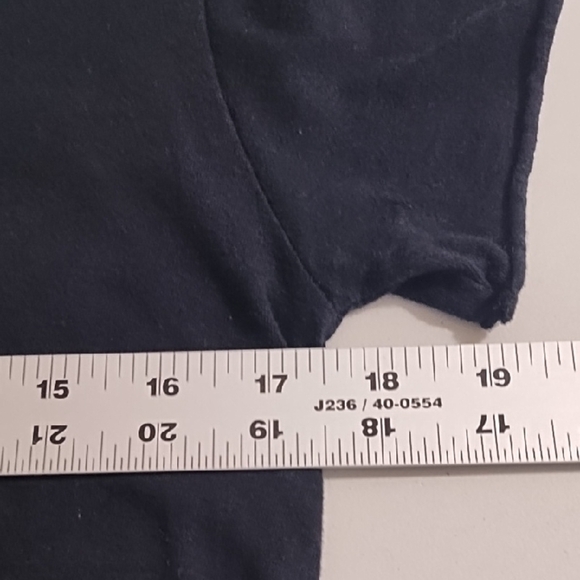 Bitten by Sarah Jessica Parker Black Graphic Short Sleeve Soft T-Shirt Y2K - Picture 4 of 8